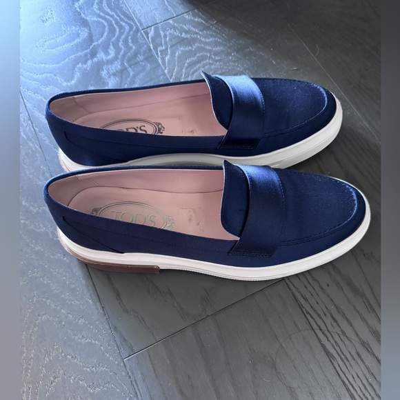 tods blue loafs - Picture 2 of 3